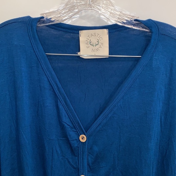 FANTASTIC Fawn Sz S Short Sleeve Top Blouse V Neck, Faux Buttons, Tie Knot Blue - Picture 3 of 11